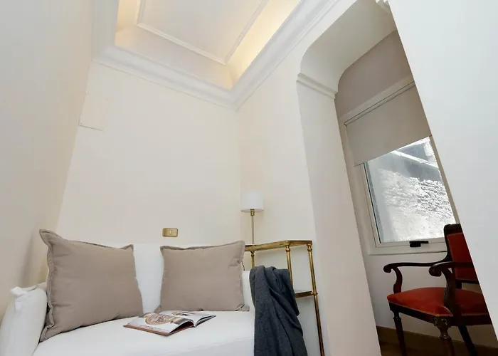 Elegant Nearby Trevi Fountain Appartement *